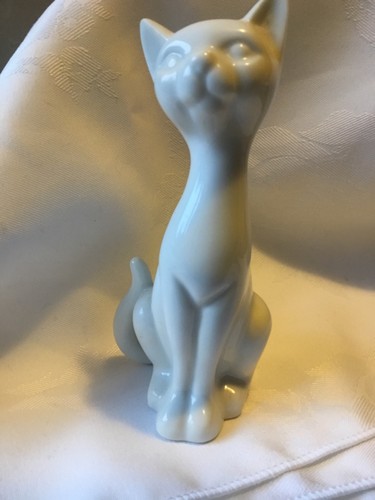 Porcelain cat white - cat, japanese