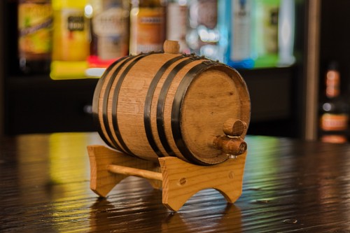Charred white oak - aging, barrel