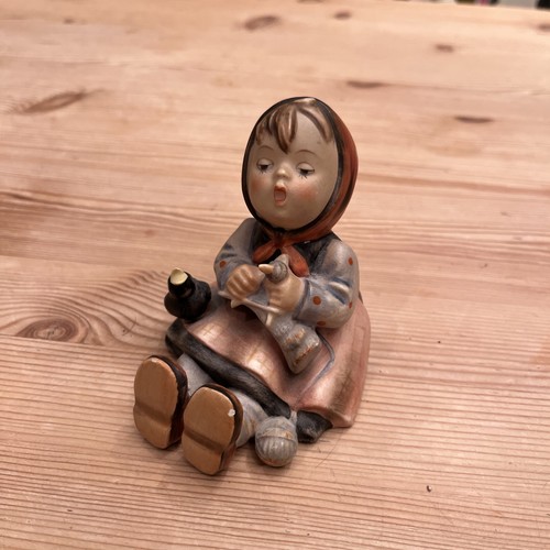 Goebel hummel figurine 69 - goebel-hummel,