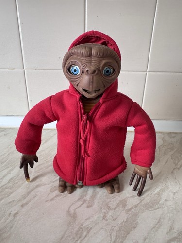 The extra terrestrial - e.t,