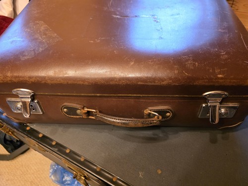 Globe trotter vintage - vintage, suitcase