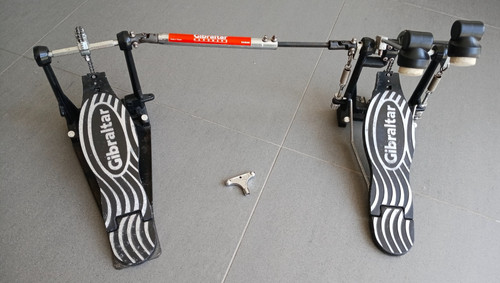 Gibraltar double bass drum - double,
