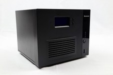 Lenovo ix4-300d NAS with 4 *