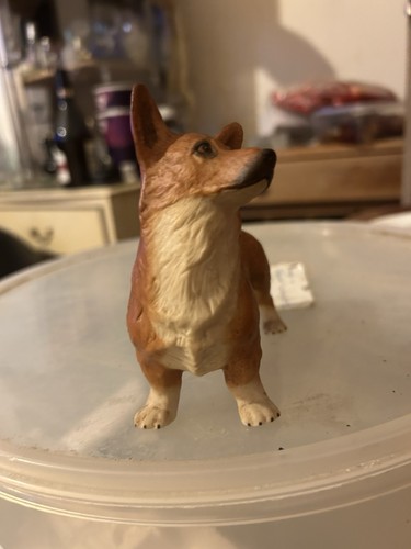 Corgi dog figurine - corgi,