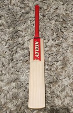 KEELEY SUPERIOR CRICKET BAT  GRADE 1 NEW