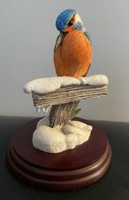 Rare Vintage Border Fine Arts