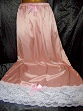 Stunning  vtg silky  satin