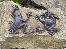 Cast Iron Frog Garden Wall Decoration - Outdoor Ornament Climbing Metal