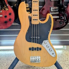 Squier Vintage Modified 70s Jazz Bass Used Maple fingerboard NT w/Soft case