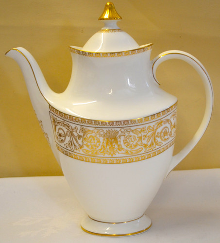 Royal doulton sovereign - ,