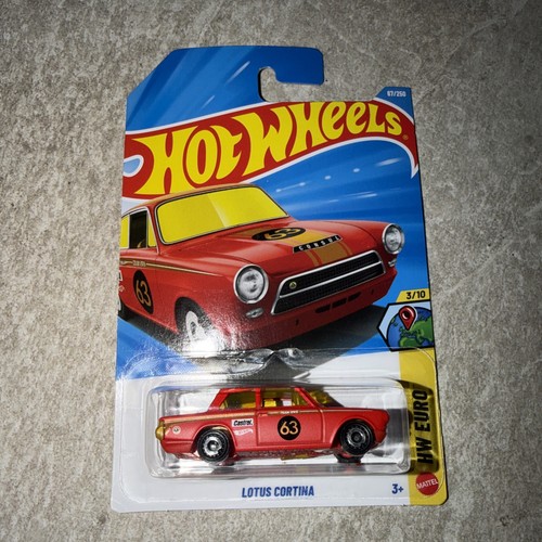 Hot wheels lotus cortina - hot,