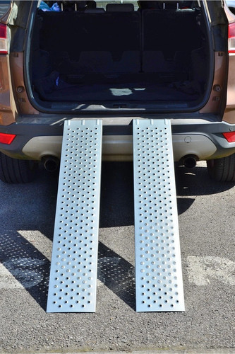 Hilka galvanised loading ramps - galvanised,