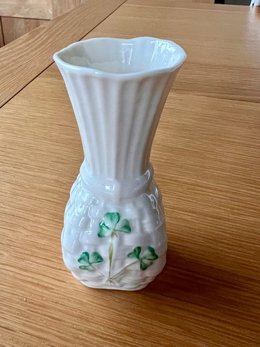 Belleek small vase fine - belleek,