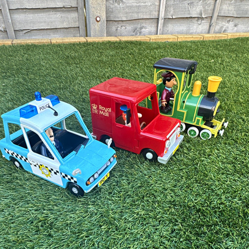 Postman pat vehicle - 3,