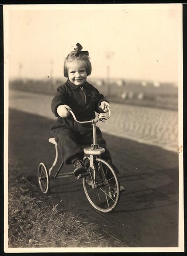 Photograph little girl on - photograph,