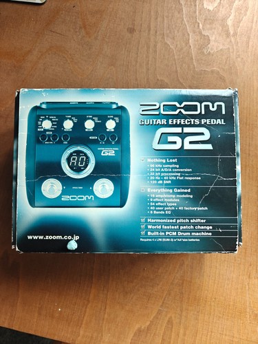 Zoom guitar effects pedal - zoom,