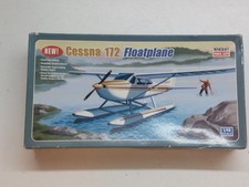Minicraft Model Kit Cessna 172 Floatplane 1/48 scale