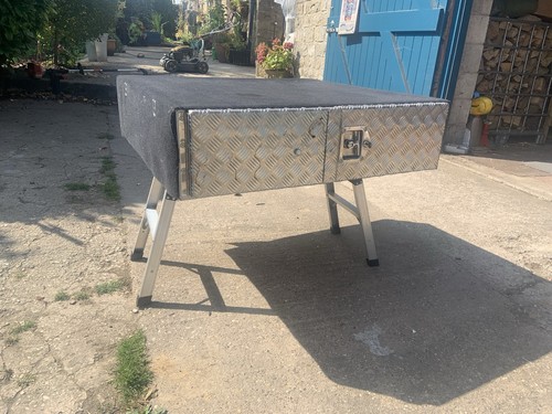 Aluminium lockable storage box - storage,