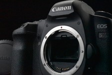 [1 Yr warranty] Canon EOS 5D Mark II DSLR Full Frame Video Camera Black 8313