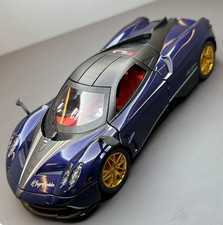 Pagani Zonda HP Barchetta 1:24