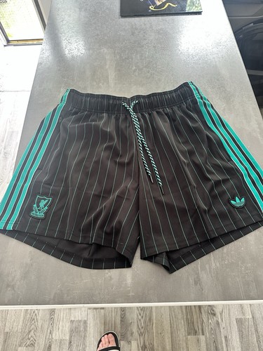 Retro adidas originals - retro,
