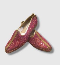 Handmade Men's Jutti Indian Khussa SHOE (UK_ 6, 7,8,9,10,11) MAHROON-GOLD