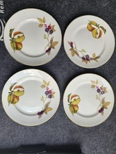 Royal Worcester - Evesham Gold - Tea/Side Plates 16.5cm Dia