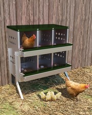 6-Compartment Chicken Nest Box