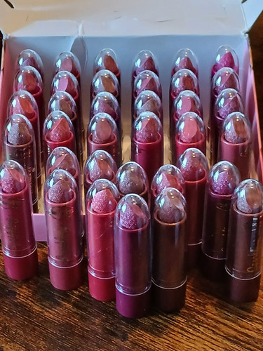 Satin lipsticks joblot - 36, x
