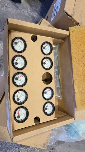 Vdo fuel gauge - gauge, 301030006c