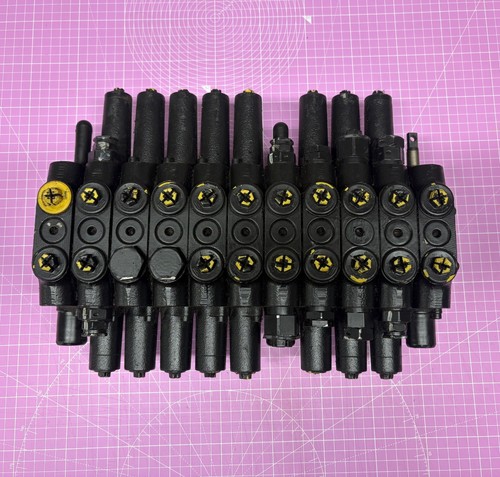 Jcb valve block - valve, hydraulic