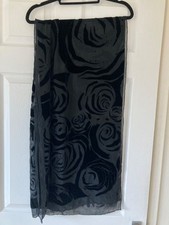 Georgina Von Etzdorf devoré