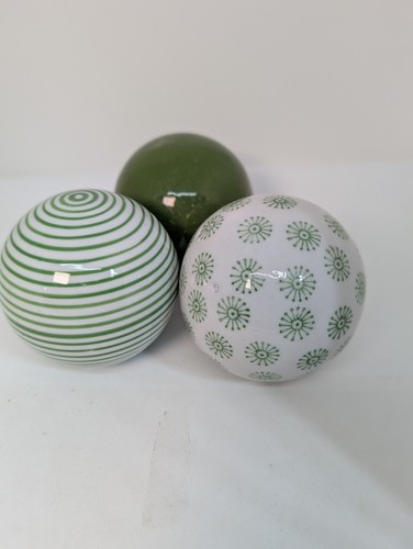 Carpet balls bowl - carpet,