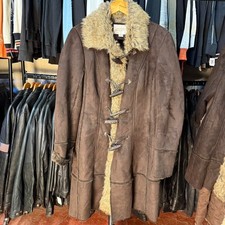 Vintage Women’s Long Afghan