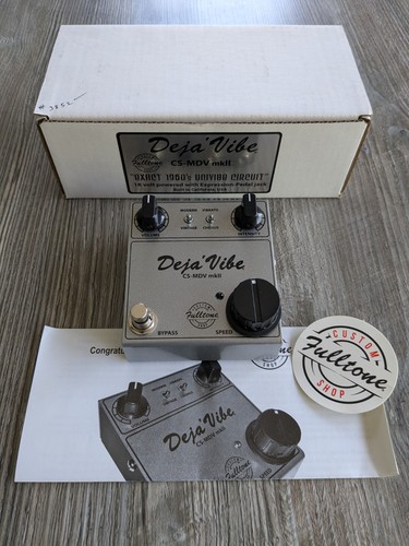 Fulltone custom shop deja vibe - shop,