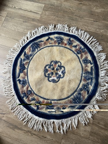 Vintage hand knotted - hand,