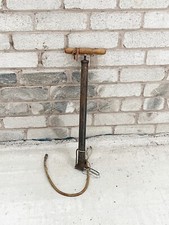 VINTAGE / ANTIQUE OLD STAND