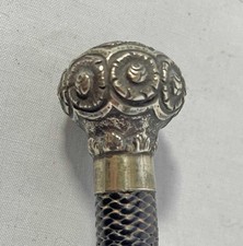 STUNNING ANTIQUE RIDING WHIP /