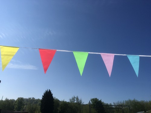 Sale bargain cheerful - sale,