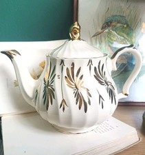 Vintage Sadler Bone China Teapot Gold Daisy Flowers Ivory Made in England