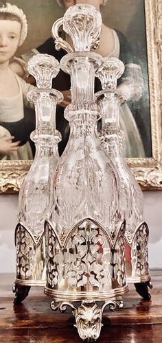 Huge silver plate - silver, gothic