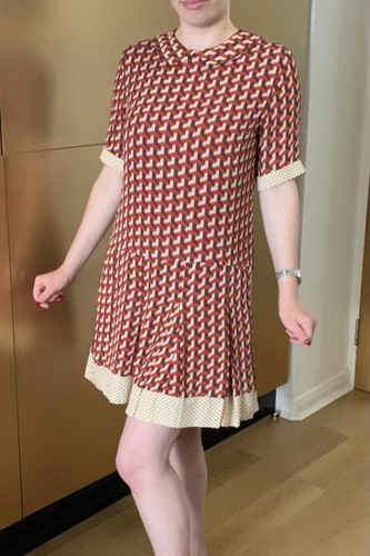 Designer retro style drop - style,