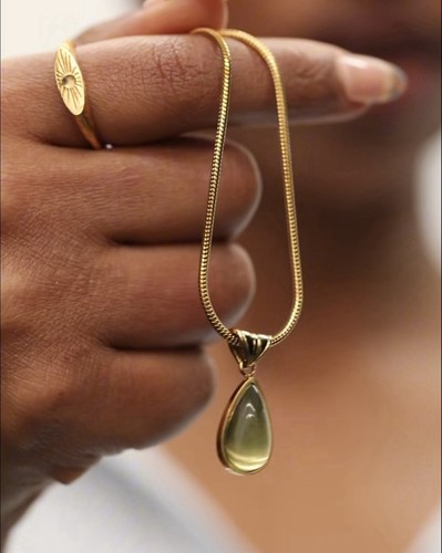 Stunning gold route droplet - route,
