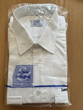 Vintage London and Country Bus