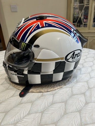 Arai quantic helmet - ,