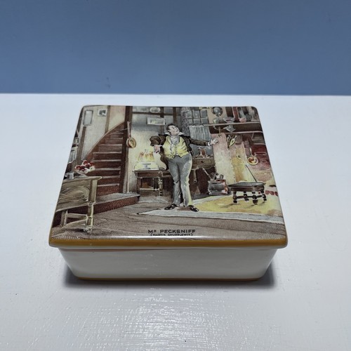 Vintage new hall - new,
