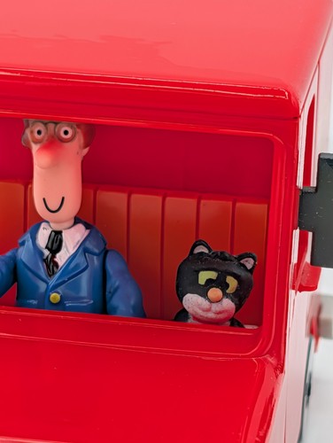 Postman pat royal mail - mail,