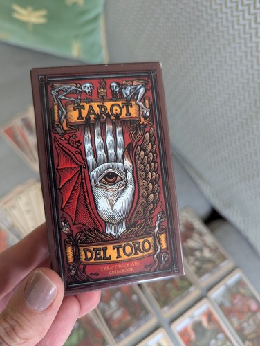 Guillermo del toro - toro, tarot