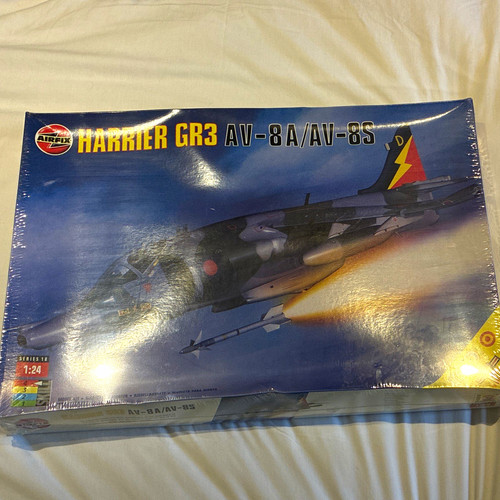 Airfix harrier gr3 av 8a - harrier,