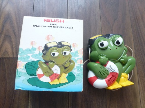 Vintage bush r612 green frog - ,